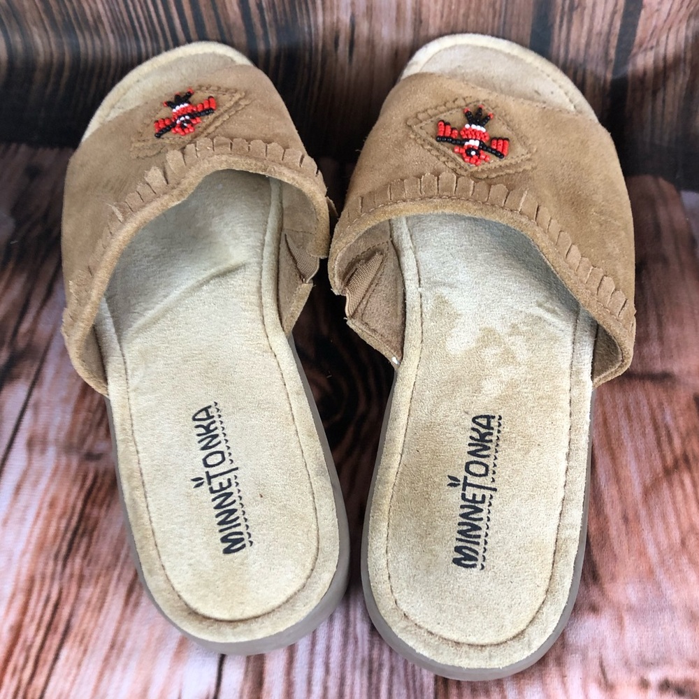 Minnetonka Brown Suede Leather Fringe Beaded Sandals Slides - Picture 8 of 12